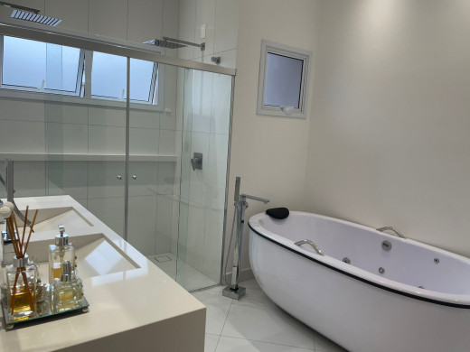 WhatsApp Image 2024-03-22 at 18.01.47 (2).jpeg