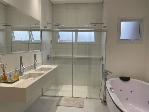 WhatsApp Image 2024-03-22 at 18.01.47 (3).jpeg