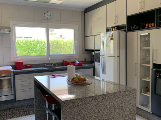 WhatsApp Image 2025-11-12 at 13.50.54.jpeg