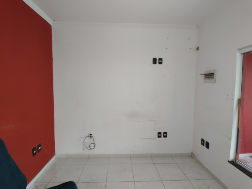 103.jpg