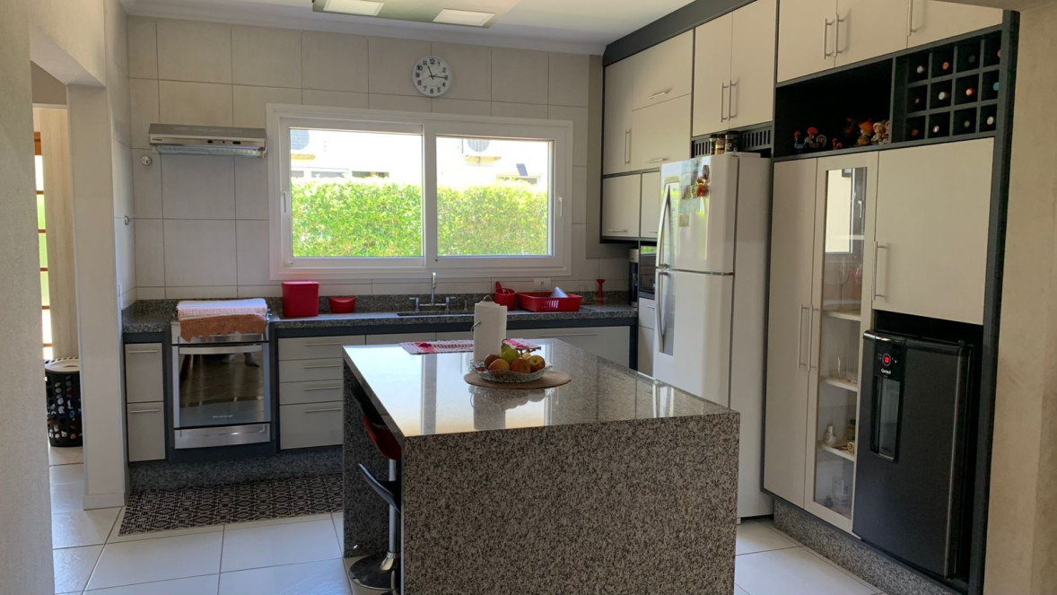 WhatsApp Image 2025-11-12 at 13.50.54 (2).jpeg