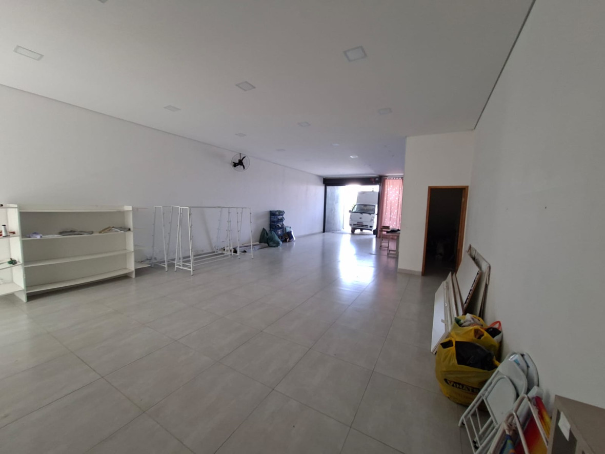 WhatsApp Image 2025-11-28 at 13.33.07 (2).jpeg