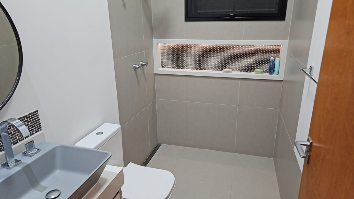 WhatsApp Image 2024-06-05 at 15.33.50.jpeg